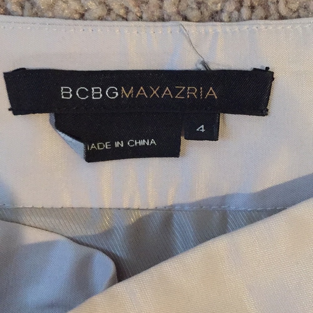 BCBG MAXAZRIA skirt with pockets - Picture 2 of 5